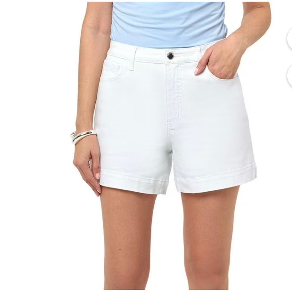 Rebecca Minkoff 90's Short Womens Size 4 White Denim High Rise Relaxed Fit NWT